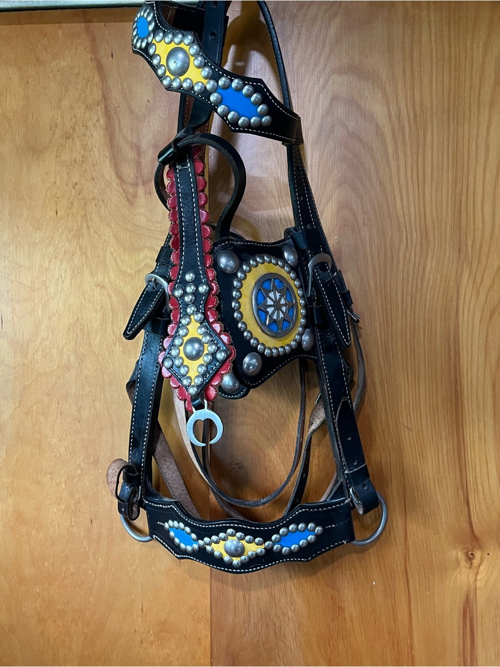 Rare! Custom Western Bling Driving Brie Heads w/ Blinders & Bottle Opener
